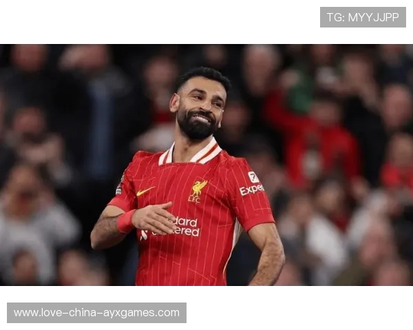 利物浦夜训：萨拉赫与球队练习快速反击传球线路