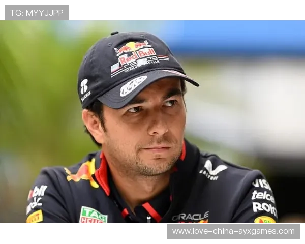 佩雷兹被媒体围攻 佩雷兹被媒体围攻