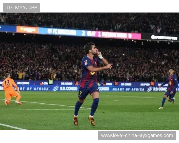 巴萨中场串联如诗，进攻节奏掌控自如