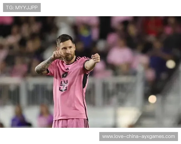 梅西低平球倒三角，迈阿密国际推射破门，梅西倒挂