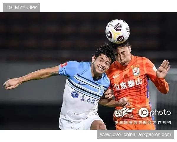 禁区混战后点补射反超比分点燃看台欢呼：一场关于选择与坚持的软文